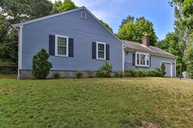 89 Pompano Rd, Yarmouth Port, MA 02675