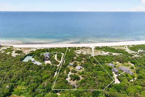 56 Oliver Dr, East Dennis, MA 02641