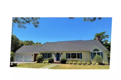 139 Fuller Rd, Centerville, MA 02632