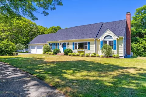 139 Fuller Rd, Centerville, MA 02632