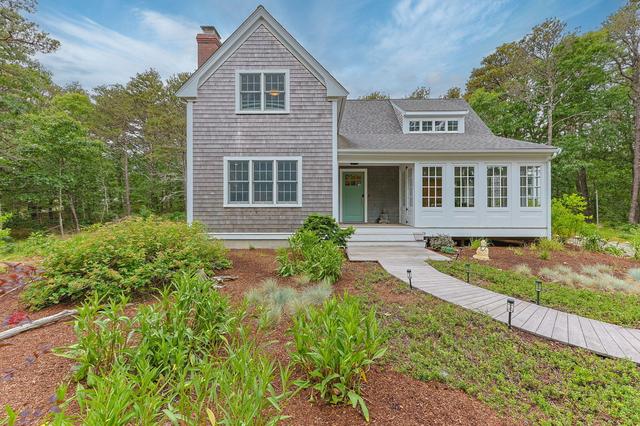 205 Cranberry Hollow Rd, Wellfleet, MA 02667