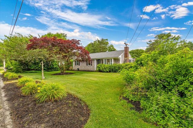 209 Greenwood Ave, Hyannis, MA 02601