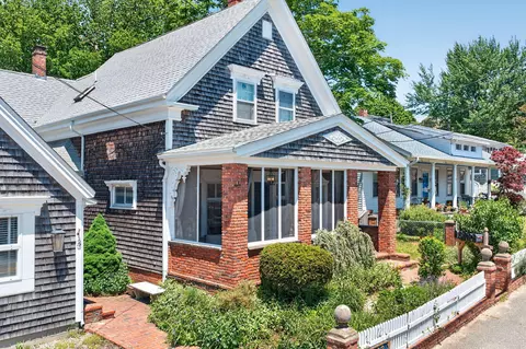 162 Bradford St UNIT 1, Provincetown, MA 02657
