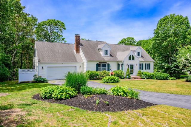 29 Water View Cir, Centerville, MA 02632