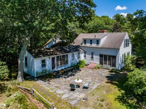 87 Highbank Rd, South Yarmouth, MA 02664
