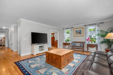 35 Bayshore Dr, Mashpee, MA 02649 photo 10