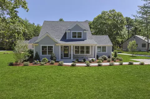 Exterior - 75 Sipps Rd UNIT 75, Mashpee, MA 02649 photo 3 of 8