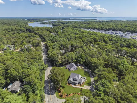View/Area - 75 Sipps Rd UNIT 75, Mashpee, MA 02649 photo 2 of 3