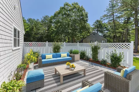 Exterior - 75 Sipps Rd UNIT 75, Mashpee, MA 02649 photo 8 of 8
