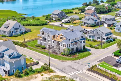 70 Menauhant Rd, East Falmouth, MA 02536