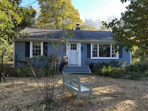 1945 Main St, West Barnstable, MA 02668