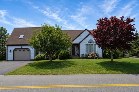 201 Center St, Dennis Port, MA 02639