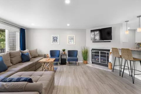 11 Riverview Ave UNIT 11A, Mashpee, MA 02649 photo 9