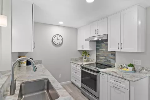 11 Riverview Ave UNIT 11A, Mashpee, MA 02649 photo 17