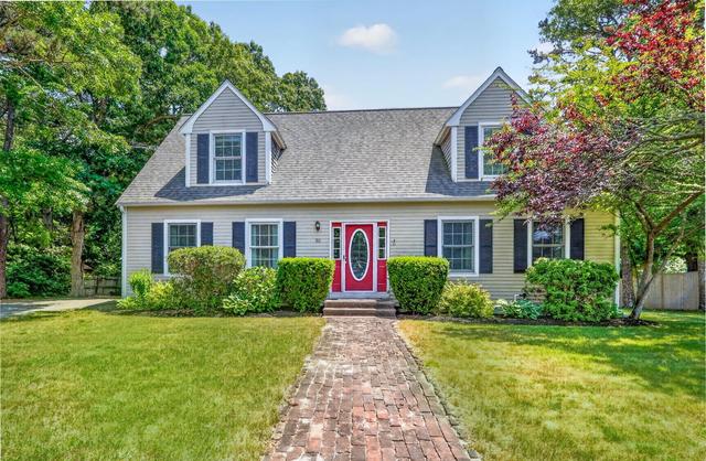 88 Waterfield Rd, Osterville, MA 02655