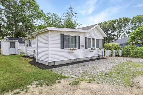 10 Barnes St, Wareham, MA 02571 photo 3