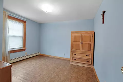 Bedroom - 17 Swift Ave, Wareham, MA 02571 photo 4 of 4