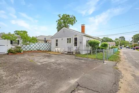 Exterior - 17 Swift Ave, Wareham, MA 02571 photo 4 of 4