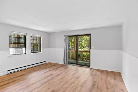 Living - 35 Ashumet Rd UNIT 10B, Mashpee, MA 02649 photo 4 of 4