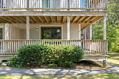 Exterior - 35 Ashumet Rd UNIT 10B, Mashpee, MA 02649 photo 1 of 4
