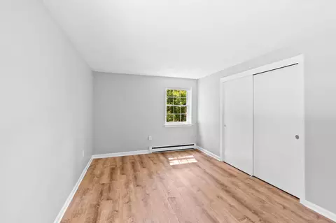 Bedroom - 35 Ashumet Rd UNIT 10B, Mashpee, MA 02649 photo 3 of 4