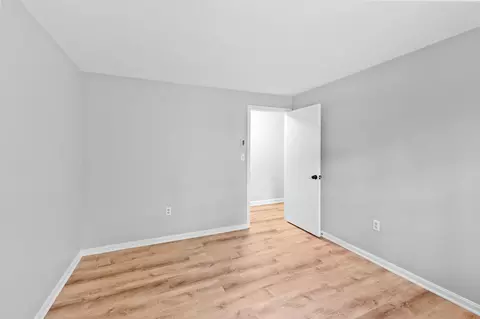Bedroom - 35 Ashumet Rd UNIT 10B, Mashpee, MA 02649 photo 2 of 4