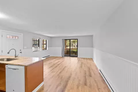 Living - 35 Ashumet Rd UNIT 10B, Mashpee, MA 02649 photo 3 of 4