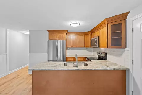 Kitchen - 35 Ashumet Rd UNIT 10B, Mashpee, MA 02649 photo 2 of 2