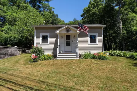 47 Anderson Ave, Middleborough, MA 02346