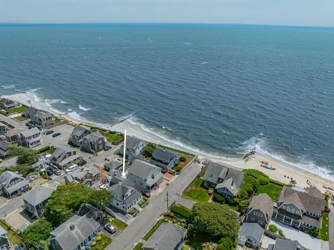 5 Zylpha Rd, Harwich Port, MA 02646