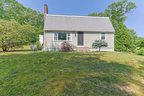 31 Chase Rd, East Sandwich, MA 02537