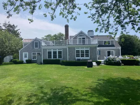 95 Cotchpinicut Rd, Chatham, MA 02633
