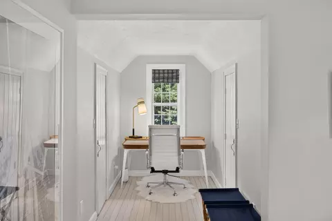 Entry Way - 141 Point Hill Rd, West Barnstable, MA 02668 photo 1 of 3