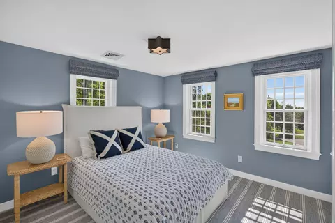 Bedroom - 141 Point Hill Rd, West Barnstable, MA 02668 photo 5 of 11