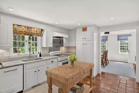 Kitchen - 141 Point Hill Rd, West Barnstable, MA 02668 photo 2 of 5