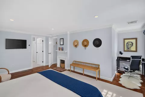 Bedroom - 141 Point Hill Rd, West Barnstable, MA 02668 photo 3 of 11