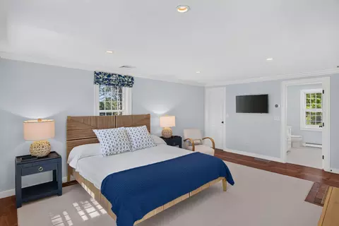 Bedroom - 141 Point Hill Rd, West Barnstable, MA 02668 photo 4 of 11