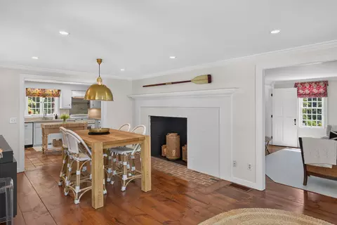 Dining - 141 Point Hill Rd, West Barnstable, MA 02668 photo 4 of 5