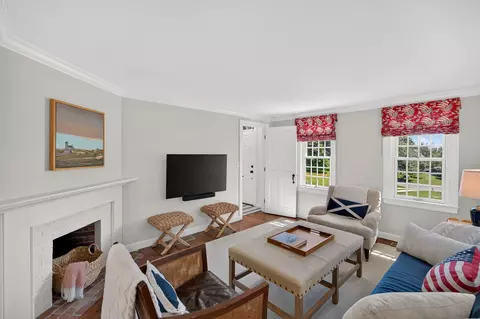 Living - 141 Point Hill Rd, West Barnstable, MA 02668 photo 3 of 7