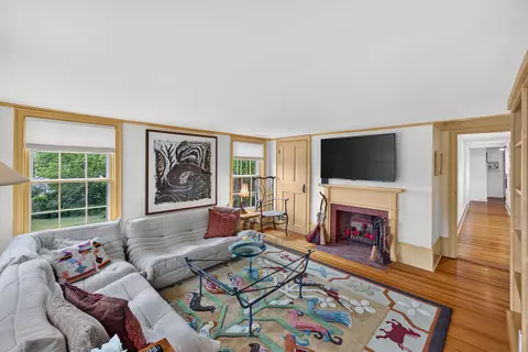 Living - 2849 Main St, Barnstable, MA 02630 photo 4 of 8