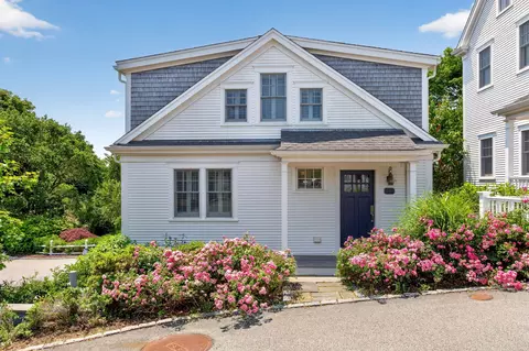 739 Main St #1E, Chatham, MA 02633