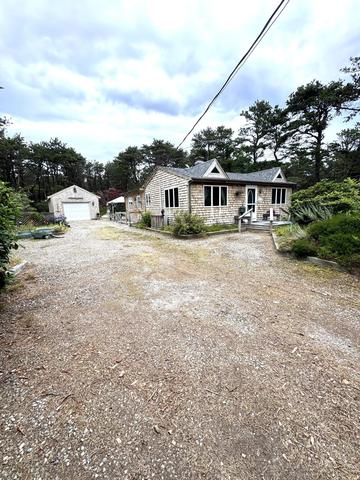 6 Meadow Ter, North Truro, MA 02652