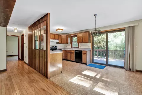 Entry Way - 729 Old Barnstable Rd, Teaticket, MA 02536 photo 1 of 1