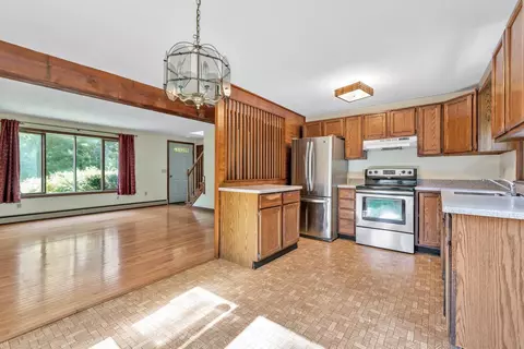 Kitchen - 729 Old Barnstable Rd, Teaticket, MA 02536 photo 1 of 3