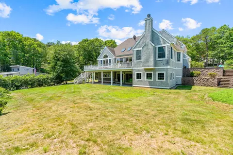 Exterior - 14 Glenneagle Dr, Mashpee, MA 02649 photo 5 of 10