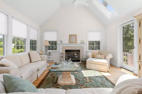 Living - 14 Glenneagle Dr, Mashpee, MA 02649 photo 4 of 6