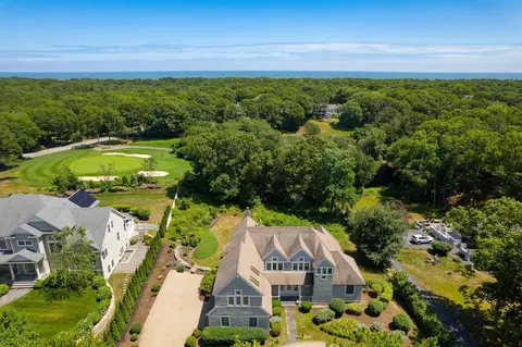 View/Area - 14 Glenneagle Dr, Mashpee, MA 02649 photo 9 of 12