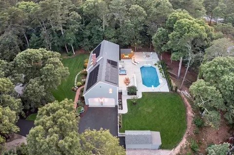 37 Autumn Ct, Brewster, MA 02631