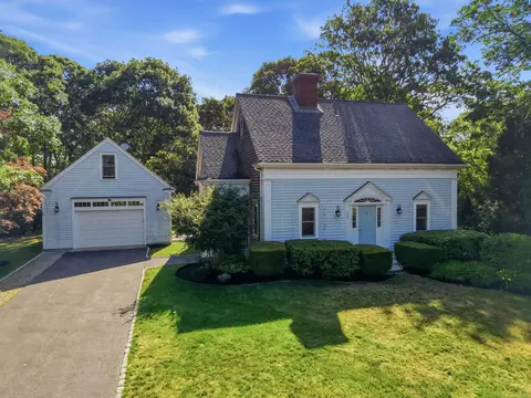 152 River Ridge Dr, Marstons Mills, MA 02648