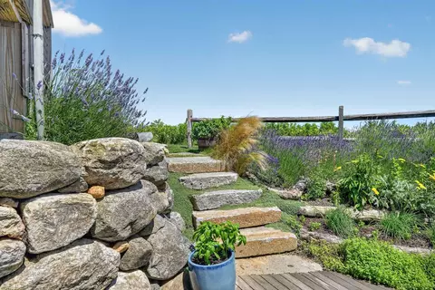 Exterior - 21 Eliot Ave, Chilmark, MA 02535 photo 8 of 10